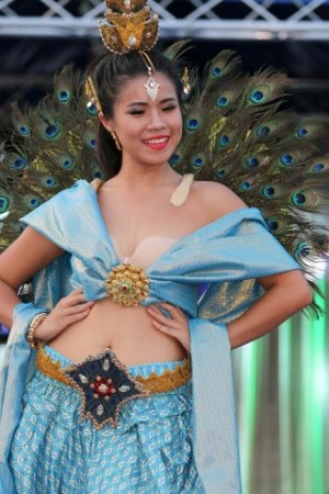 world-fashion-show-2013-2016-105