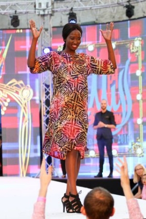 world-fashion-show-2013-2016-131