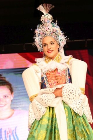 world-fashion-show-2013-2016-137