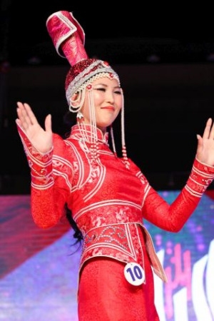 world-fashion-show-2013-2016-138