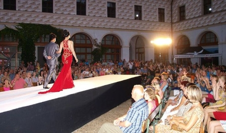 world-fashion-show-2013-2016-143