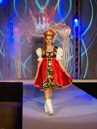 world-fashion-show-2013-2016-146