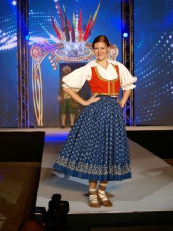 world-fashion-show-2013-2016-153