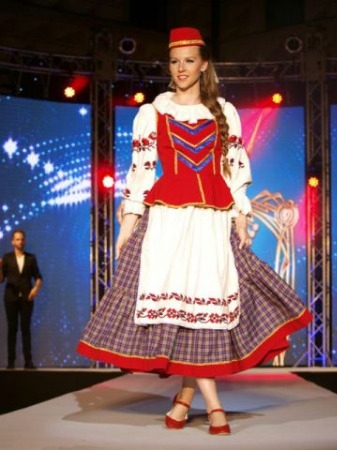 world-fashion-show-2013-2016-154