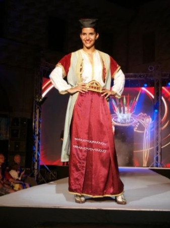 world-fashion-show-2013-2016-160