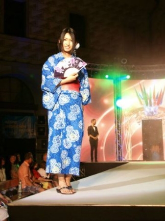 world-fashion-show-2013-2016-162
