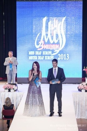 world-fashion-show-2013-2016-17