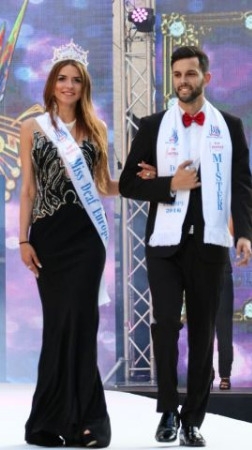 world-fashion-show-2013-2016-176