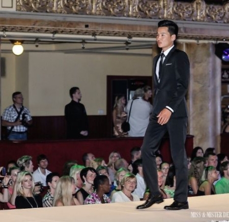 world-fashion-show-2013-2016-34