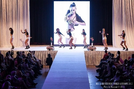 world-fashion-show-2013-2016-39