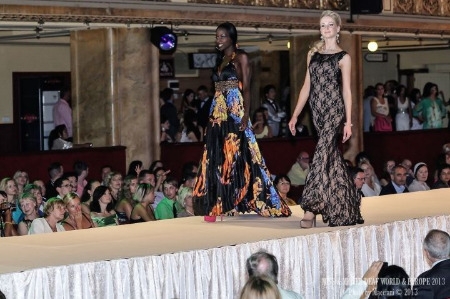 world-fashion-show-2013-2016-40