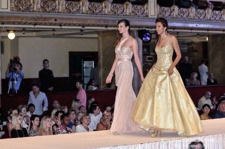 world-fashion-show-2013-2016-43