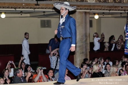 world-fashion-show-2013-2016-63