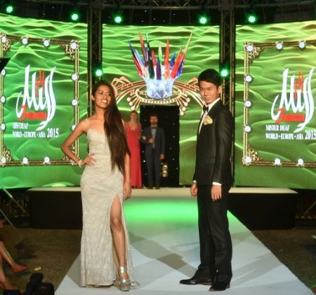 world-fashion-show-2013-2016-85