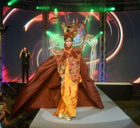 world-fashion-show-2013-2016-88