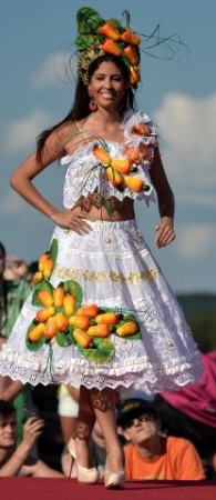world-fashion-show-2013-2016-95
